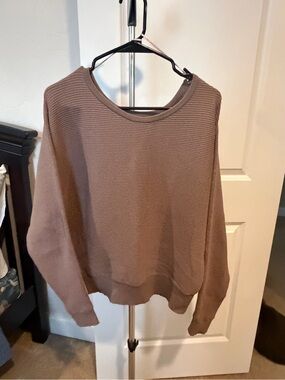 Love Tree Ribbed Crewneck Sweater in Mauve Brown